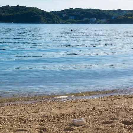 Hari * Supetarska Draga