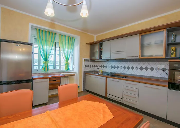 Hari Supetarska Draga